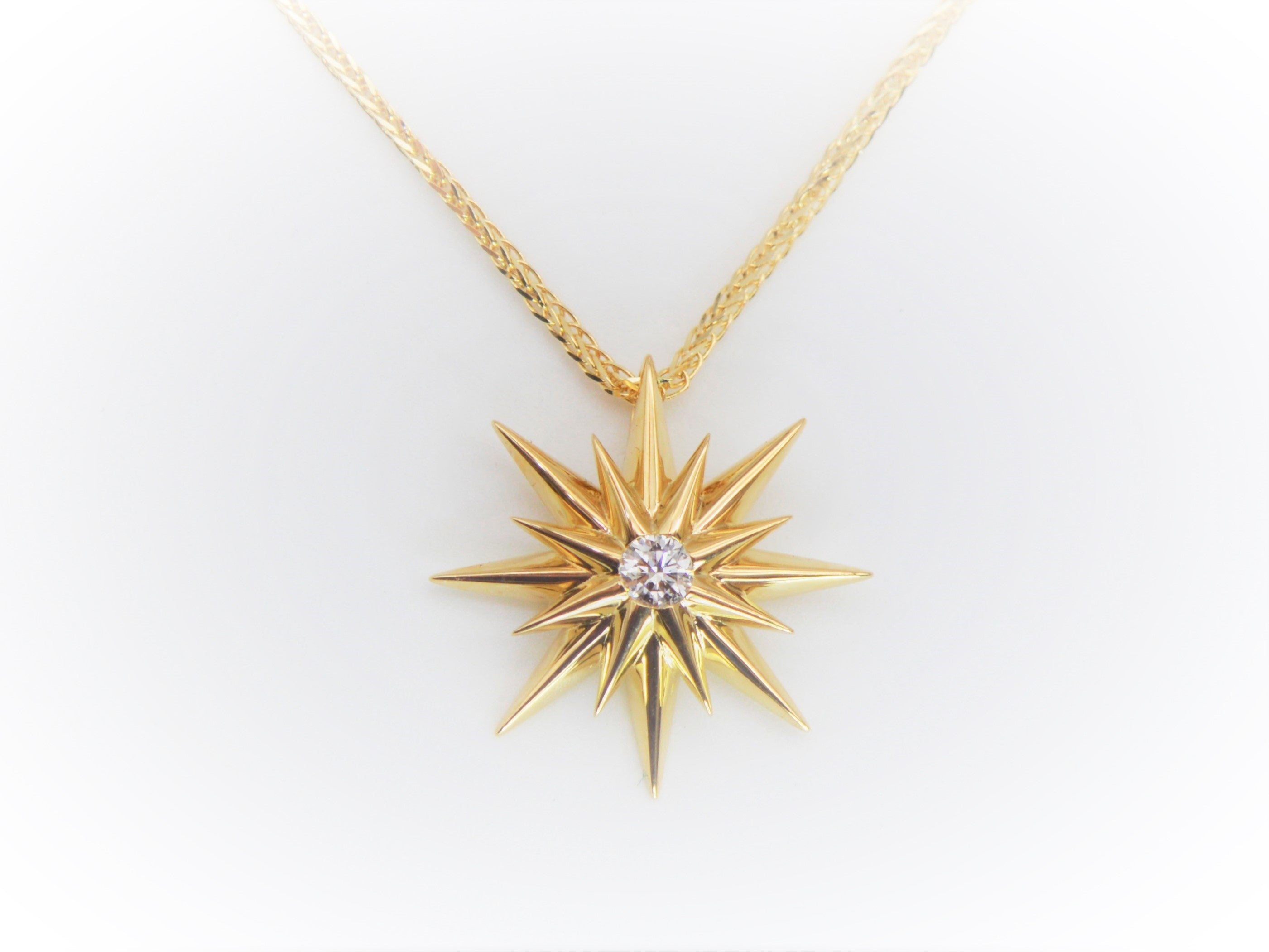 Celestial Brilliance – 16-Point Star Diamond Pendant in Solid 14K Gold